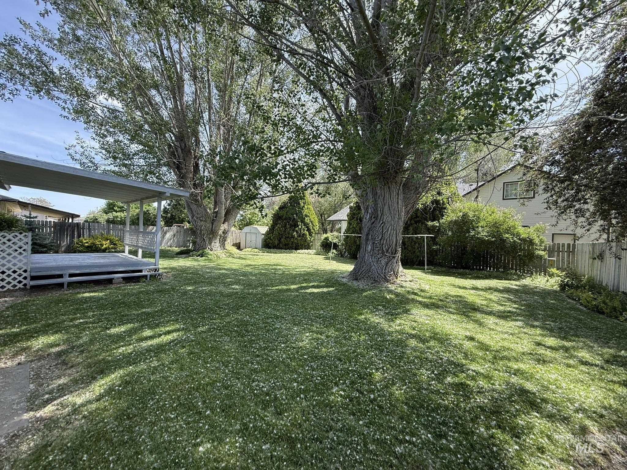 827 NW 2nd, Fruitland, Idaho 83619, 2 Bedrooms, 1 Bathroom, Residential For Sale, Price $275,000,MLS 98986445