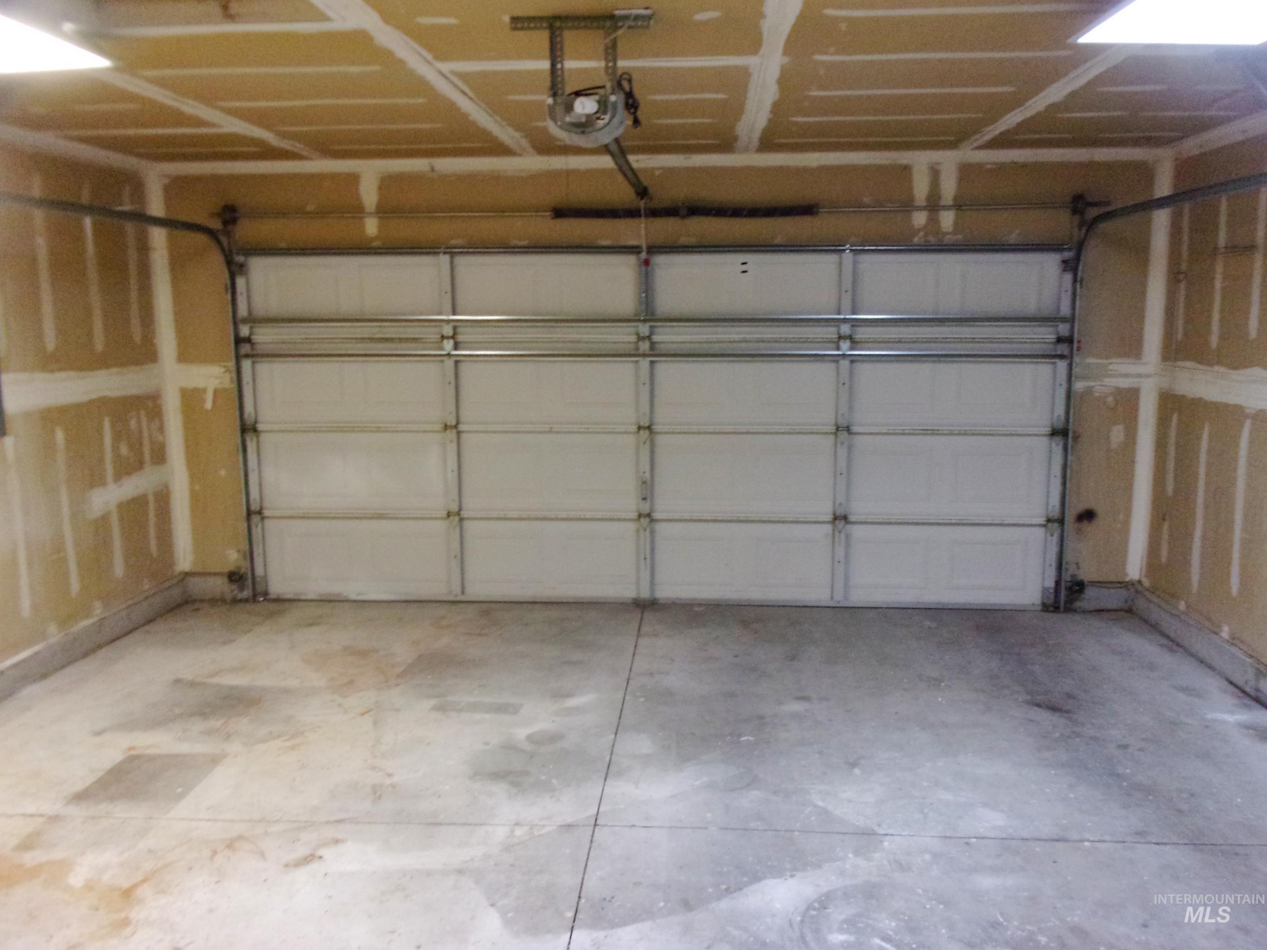 522 E Maryland Ave, Nampa, Idaho 83686, 2 Bedrooms, 2 Bathrooms, Residential For Sale, Price $309,000,MLS 98986446
