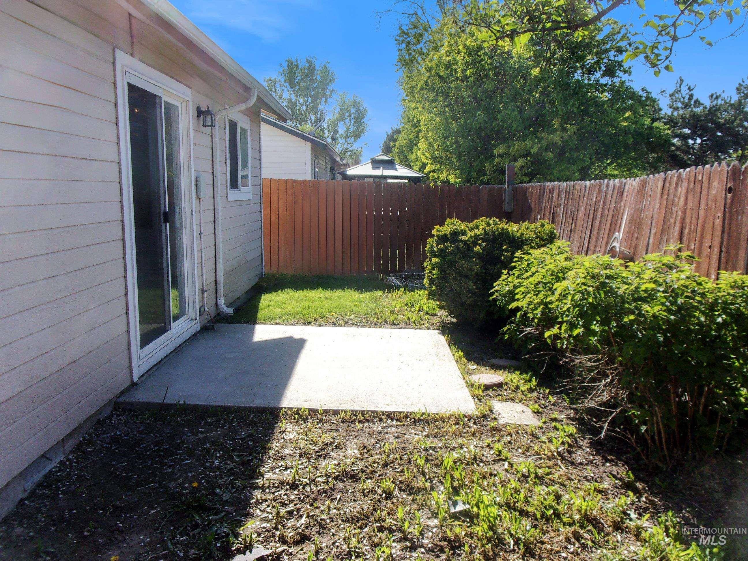 522 E Maryland Ave, Nampa, Idaho 83686, 2 Bedrooms, 2 Bathrooms, Residential For Sale, Price $309,000,MLS 98986446