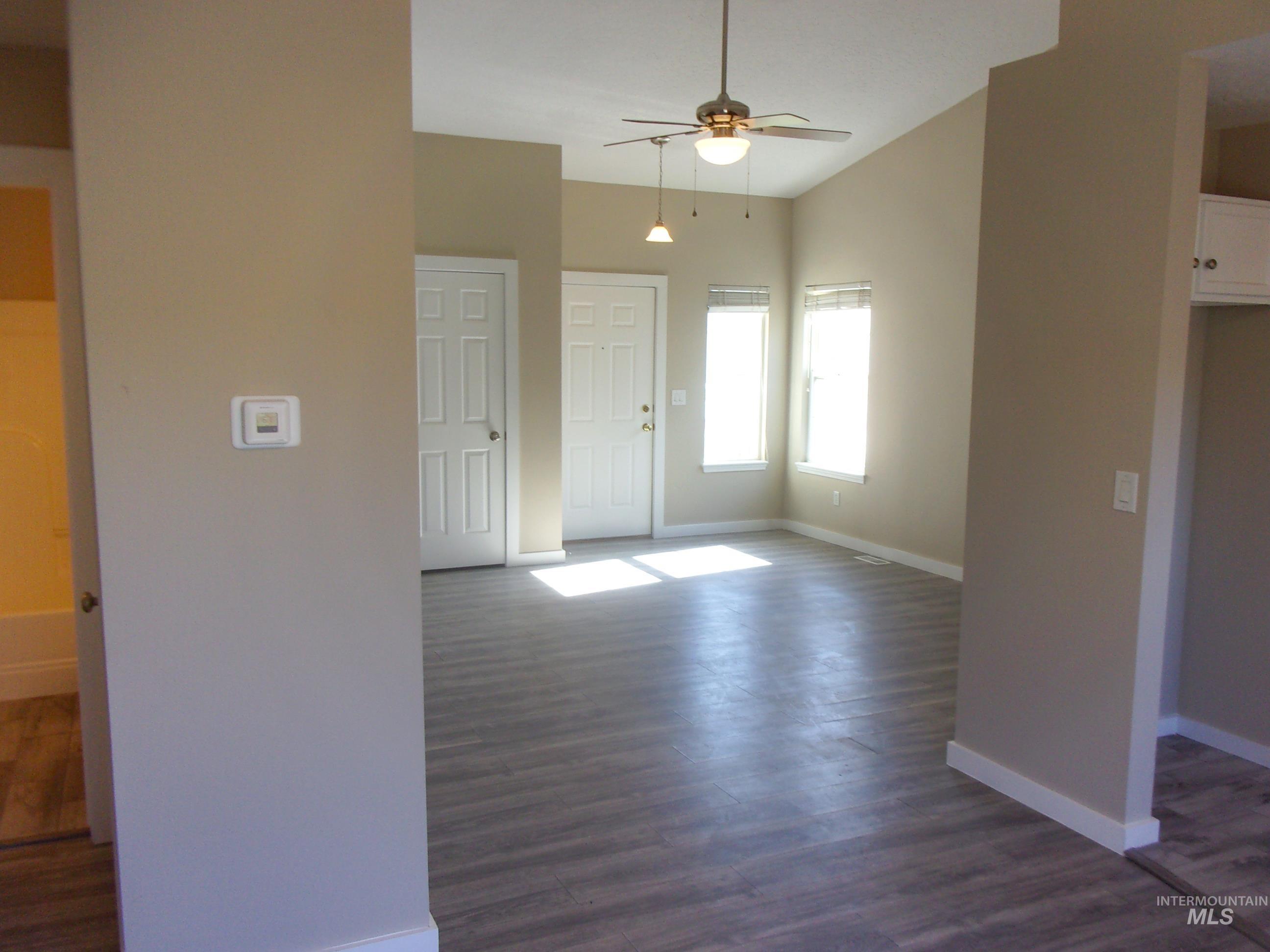 522 E Maryland Ave, Nampa, Idaho 83686, 2 Bedrooms, 2 Bathrooms, Residential For Sale, Price $309,000,MLS 98986446