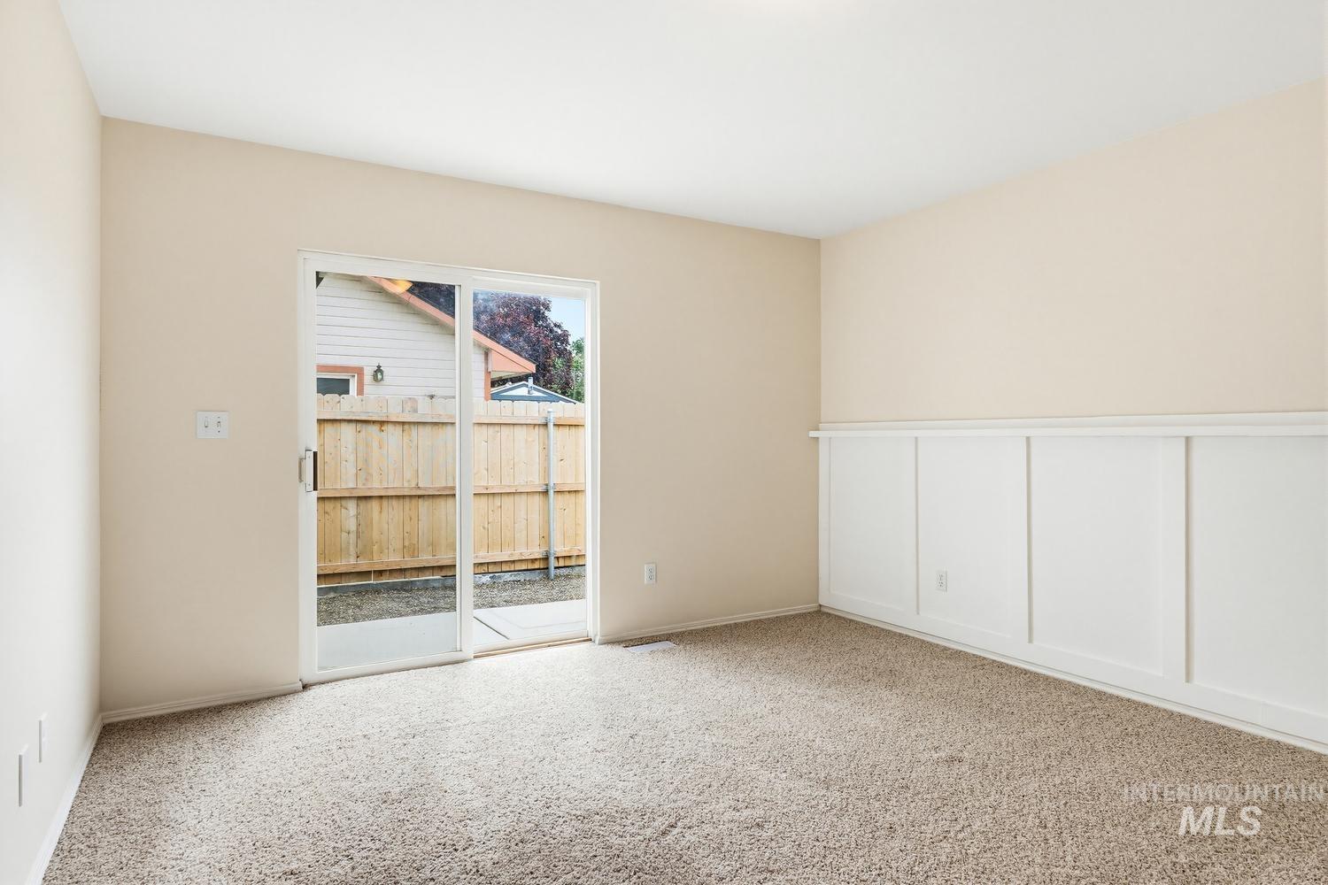 6859 W Russett St., Boise, Idaho 83704, 2 Bedrooms, 2 Bathrooms, Residential For Sale, Price $357,900,MLS 98986448