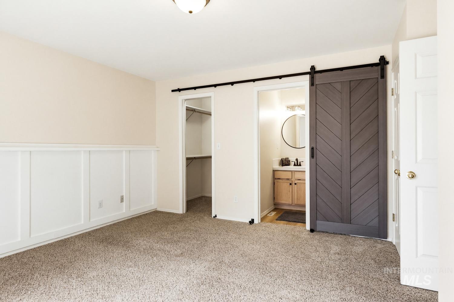 6859 W Russett St., Boise, Idaho 83704, 2 Bedrooms, 2 Bathrooms, Residential For Sale, Price $357,900,MLS 98986448