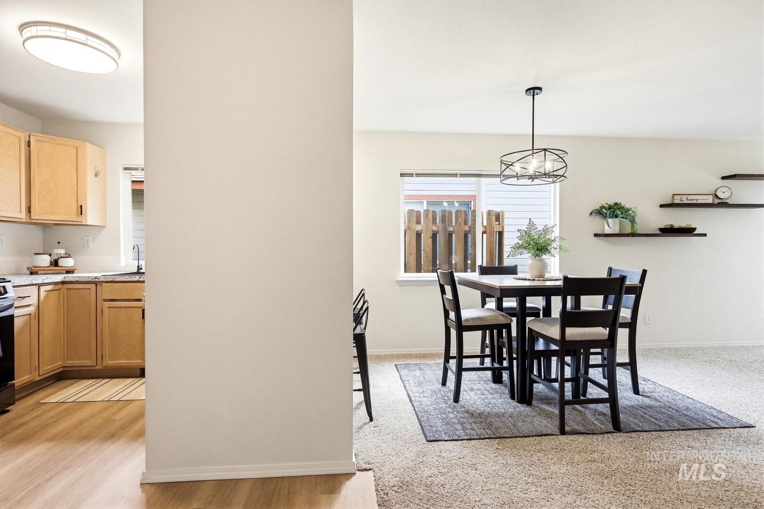 6859 W Russett St., Boise, Idaho 83704, 2 Bedrooms, 2 Bathrooms, Residential For Sale, Price $357,900,MLS 98986448