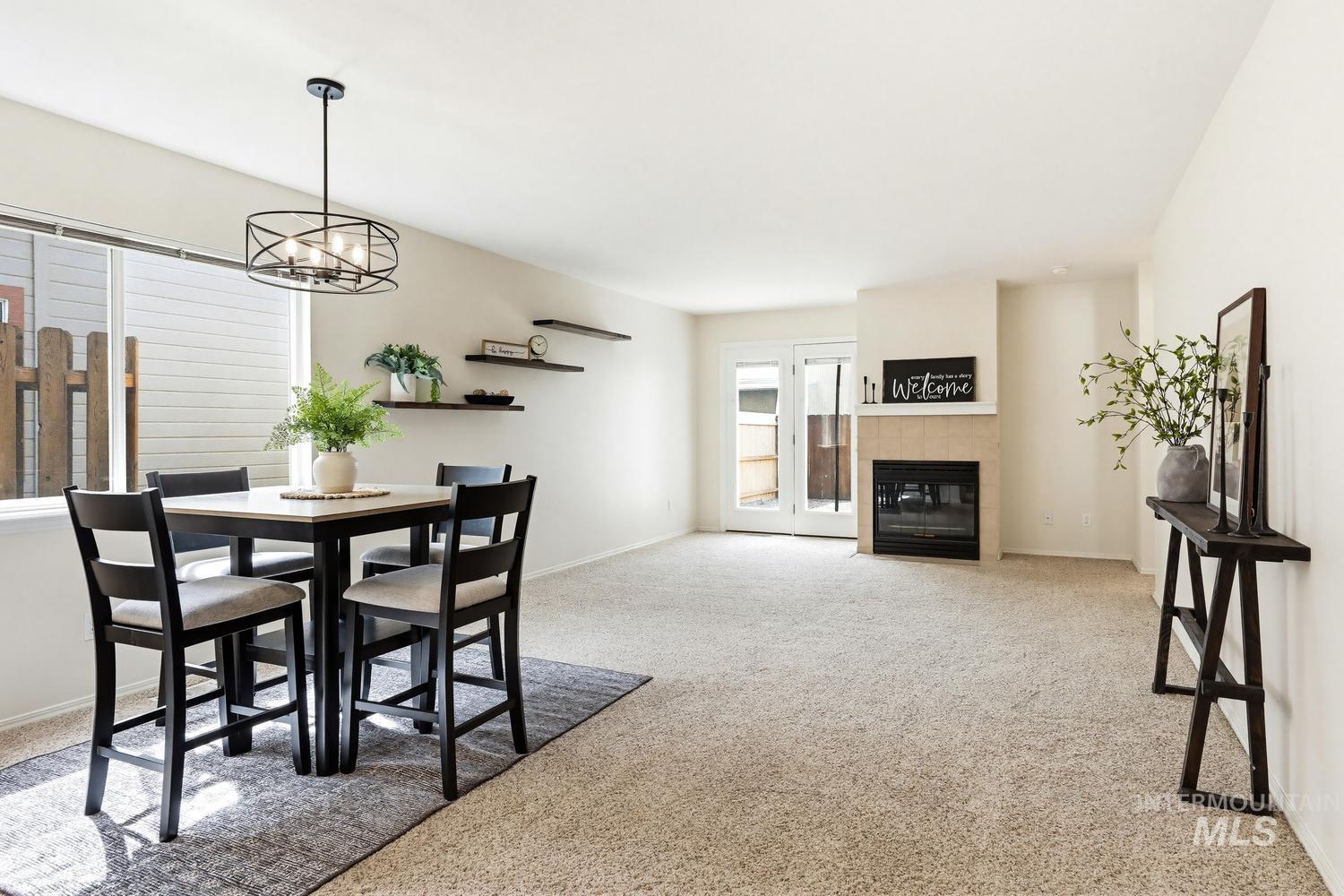 6859 W Russett St., Boise, Idaho 83704, 2 Bedrooms, 2 Bathrooms, Residential For Sale, Price $357,900,MLS 98986448