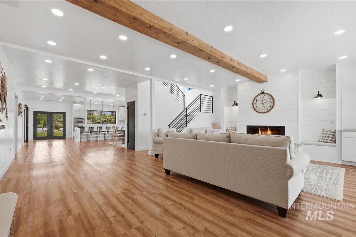 660 3rd Street, Notus, Idaho 83656, 6 Bedrooms, 3.5 Bathrooms, Residential For Sale, Price $784,900, 98986449