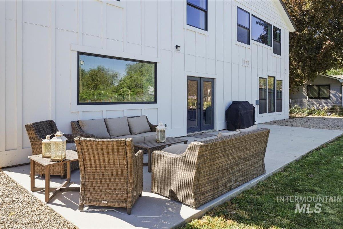 660 3rd Street, Notus, Idaho 83656, 6 Bedrooms, 3.5 Bathrooms, Residential For Sale, Price $784,900, 98986449