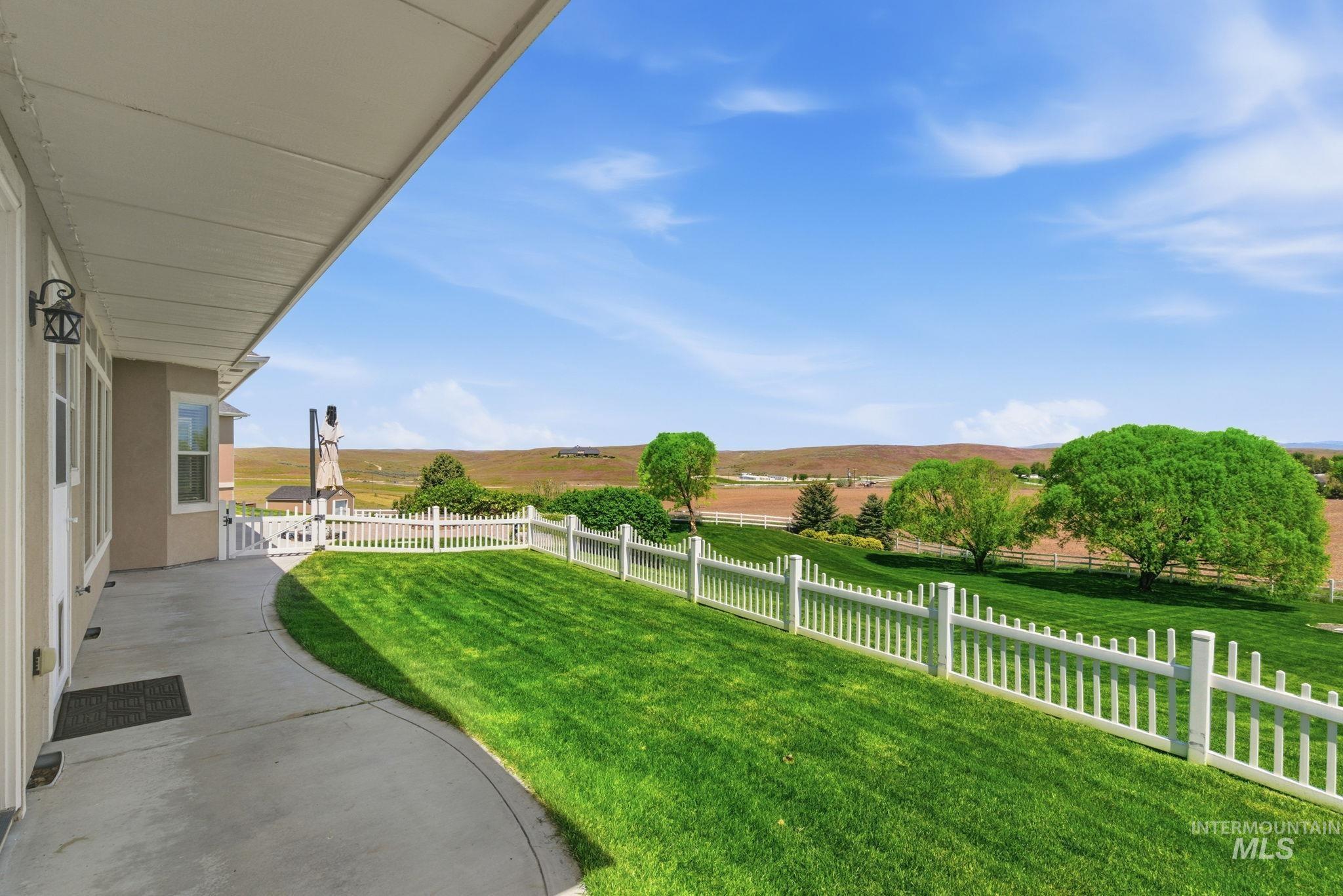 5280 N High Prairie Pl, Star, Idaho 83669, 4 Bedrooms, 3.5 Bathrooms, Residential For Sale, Price $1,299,000, 98986450