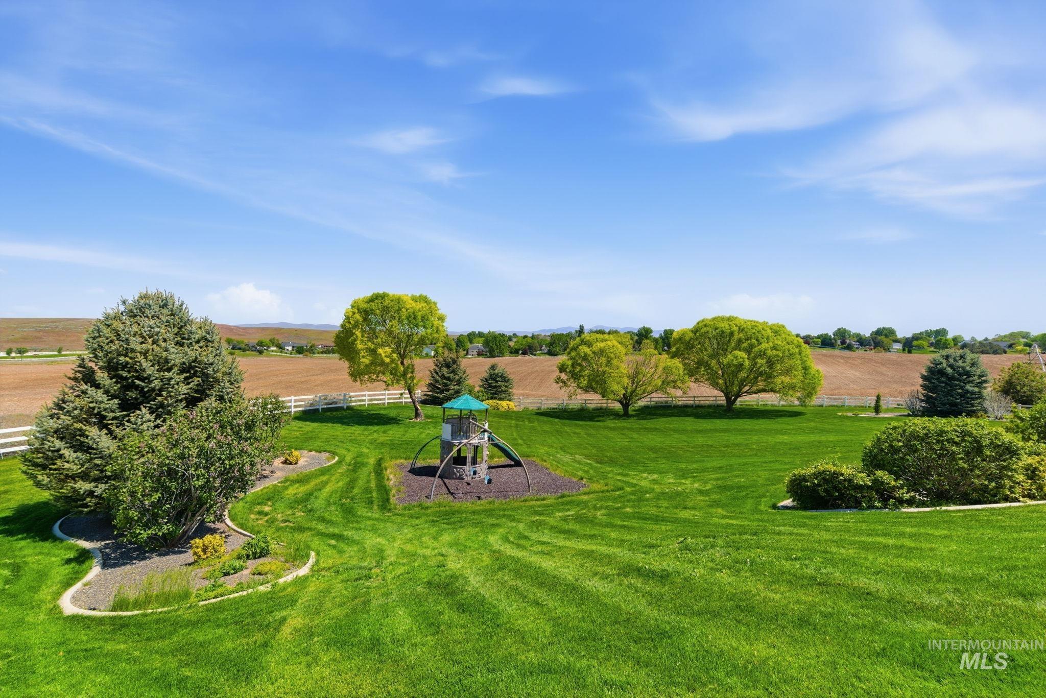 5280 N High Prairie Pl, Star, Idaho 83669, 4 Bedrooms, 3.5 Bathrooms, Residential For Sale, Price $1,299,000, 98986450