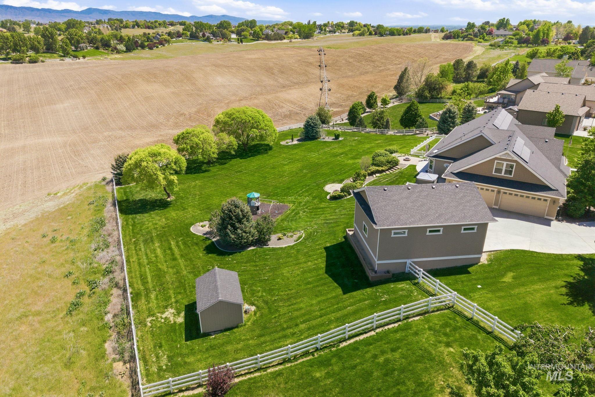 5280 N High Prairie Pl, Star, Idaho 83669, 4 Bedrooms, 3.5 Bathrooms, Residential For Sale, Price $1,299,000, 98986450