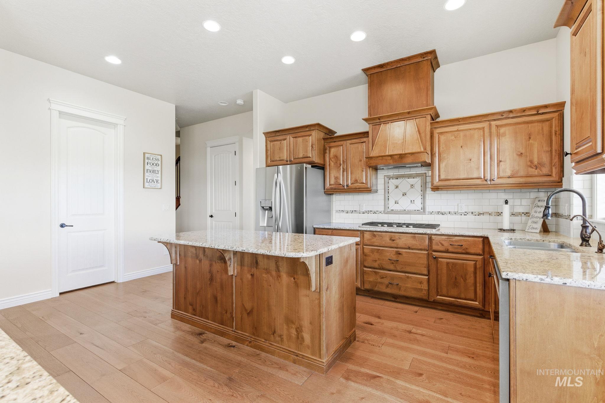 5280 N High Prairie Pl, Star, Idaho 83669, 4 Bedrooms, 3.5 Bathrooms, Residential For Sale, Price $1,299,000, 98986450