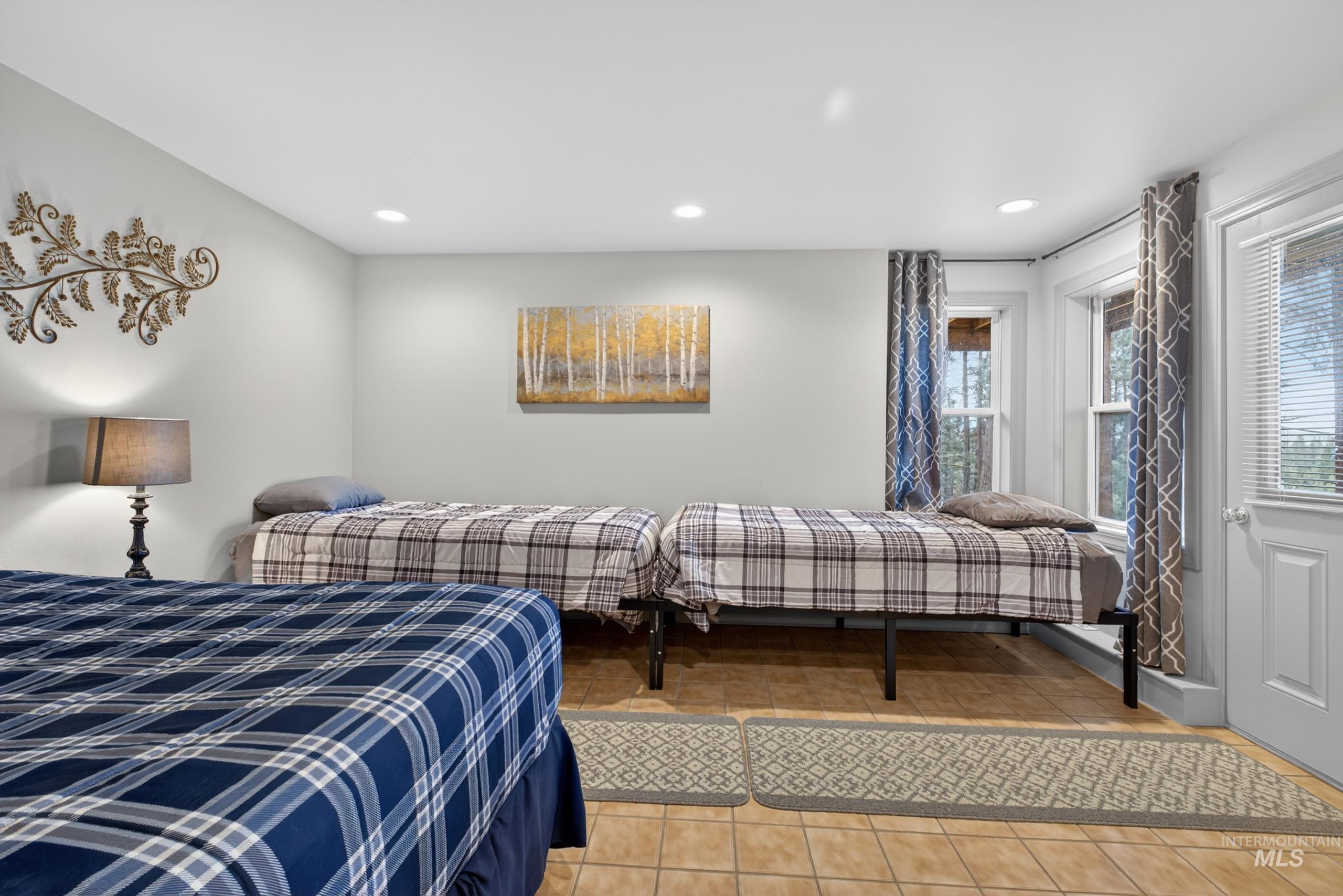 202 Sunny Way, McCall, Idaho 83638, 2 Bedrooms, 2 Bathrooms, Residential For Sale, Price $559,900,MLS 98986452