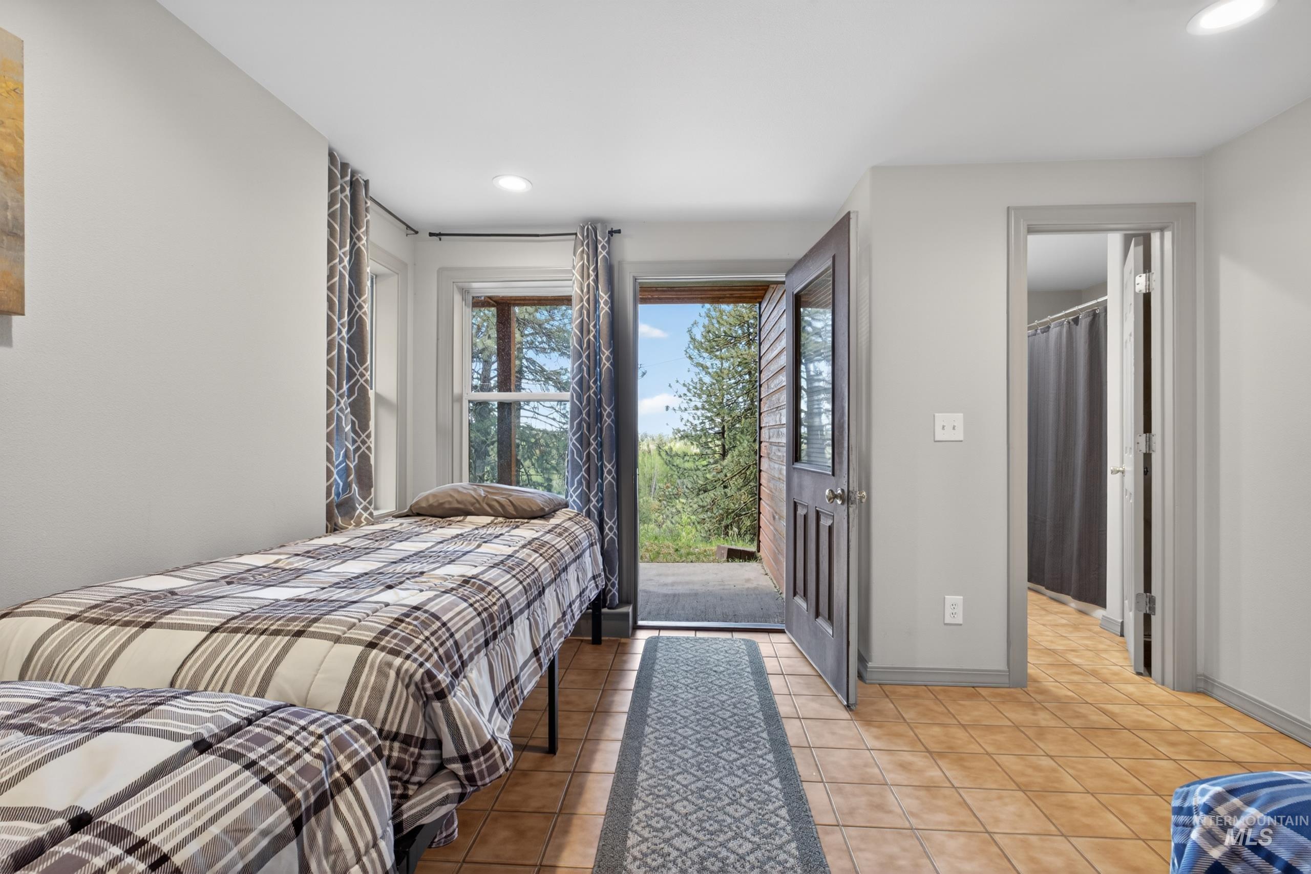 202 Sunny Way, McCall, Idaho 83638, 2 Bedrooms, 2 Bathrooms, Residential For Sale, Price $559,900,MLS 98986452