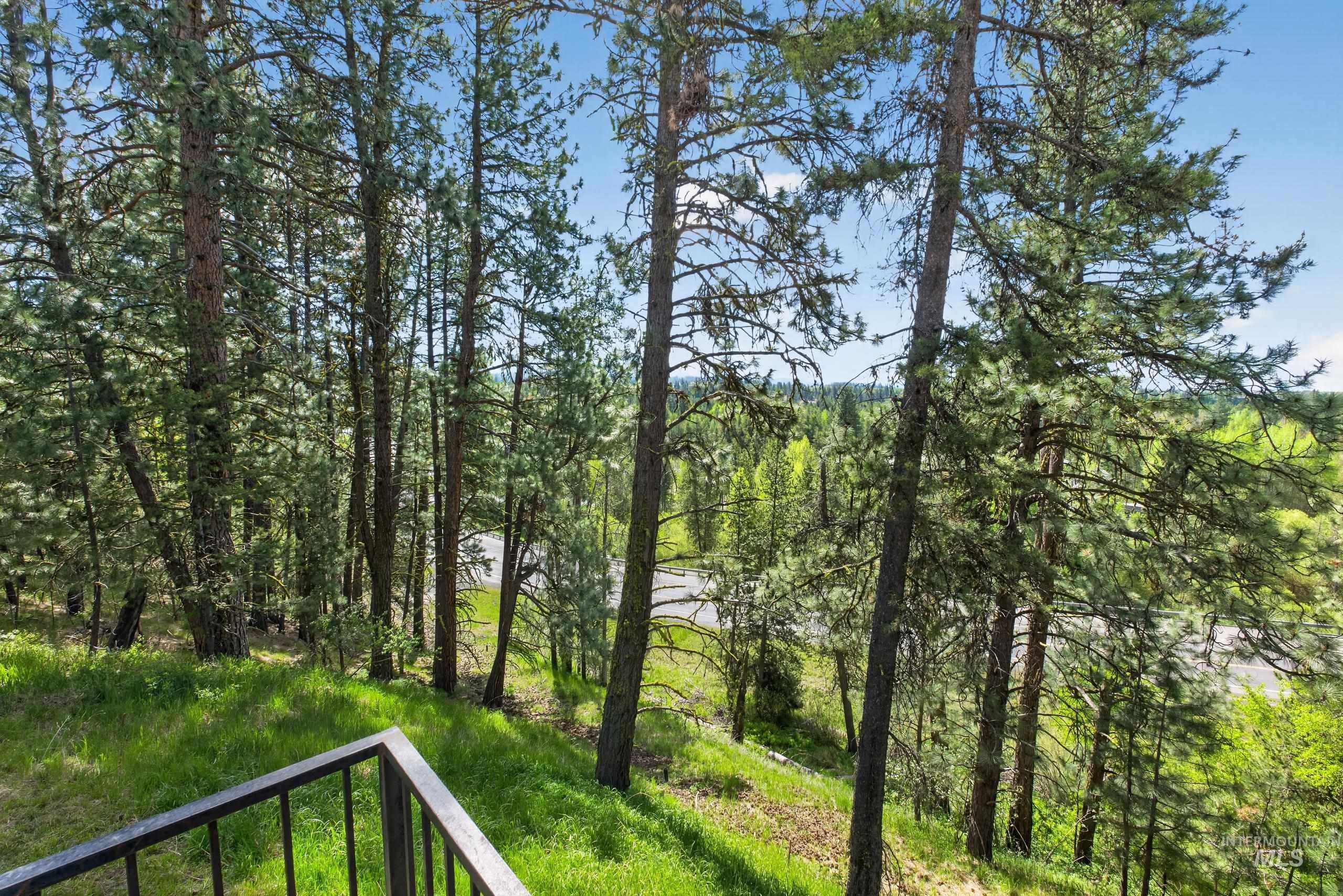202 Sunny Way, McCall, Idaho 83638, 2 Bedrooms, 2 Bathrooms, Residential For Sale, Price $559,900,MLS 98986452
