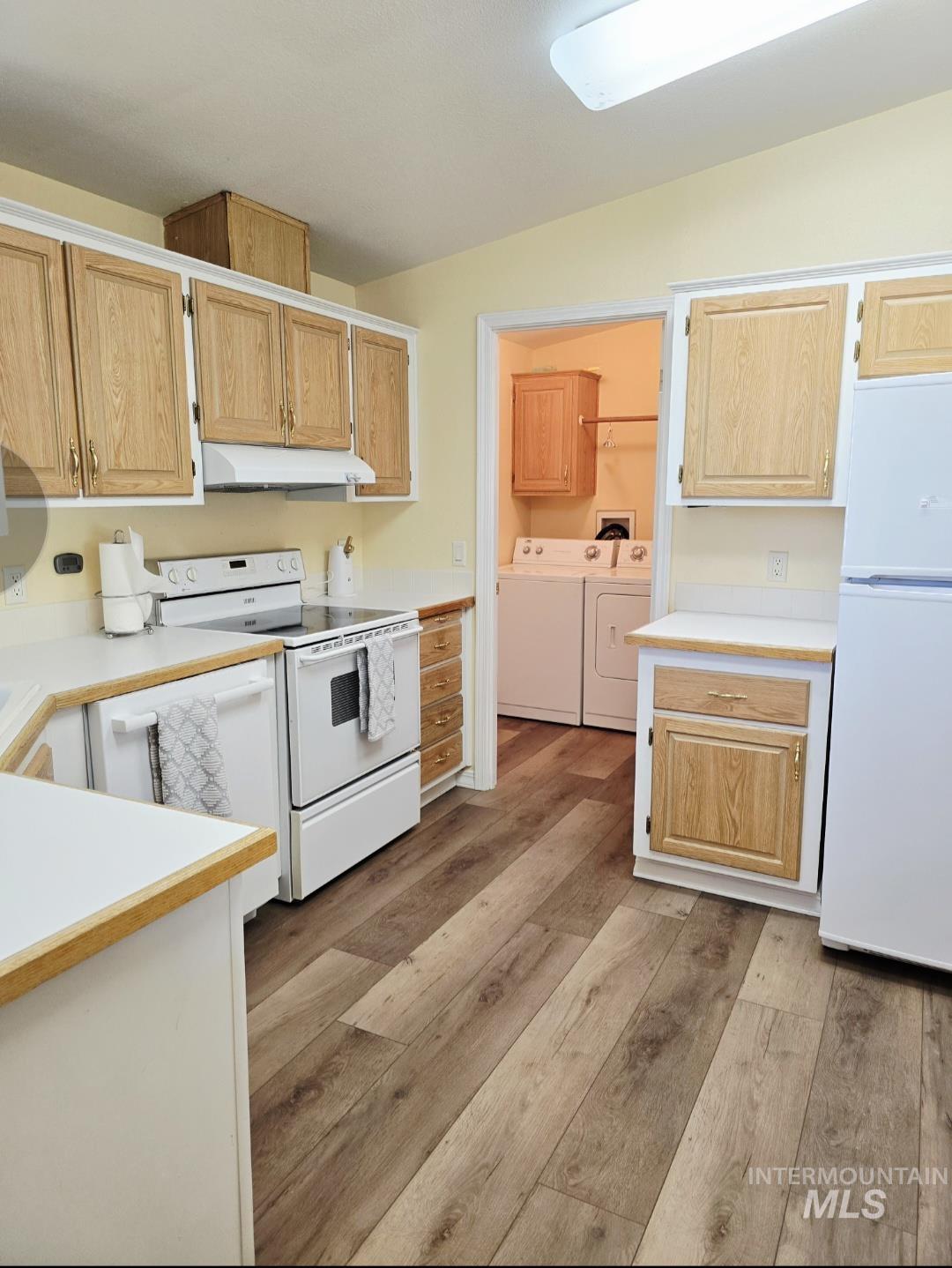 2011 Palace Place, Heyburn, Idaho 83336-000, 3 Bedrooms, 2 Bathrooms, Residential For Sale, Price $289,000,MLS 98986456