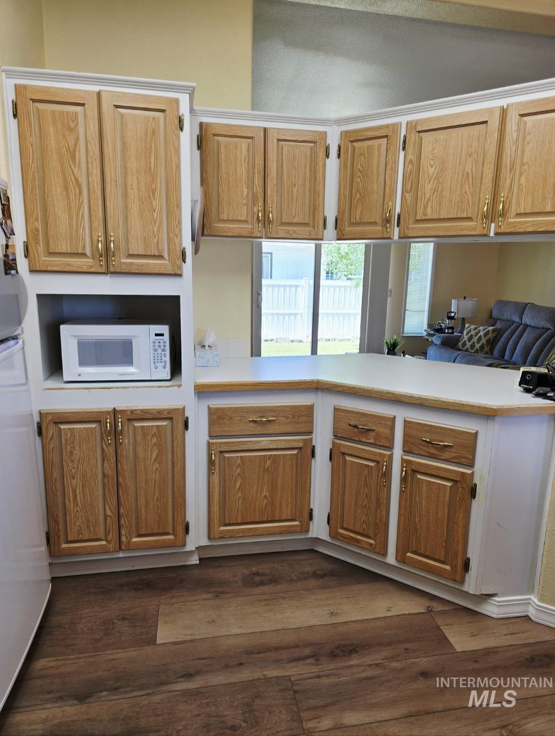 2011 Palace Place, Heyburn, Idaho 83336-000, 3 Bedrooms, 2 Bathrooms, Residential For Sale, Price $289,000,MLS 98986456