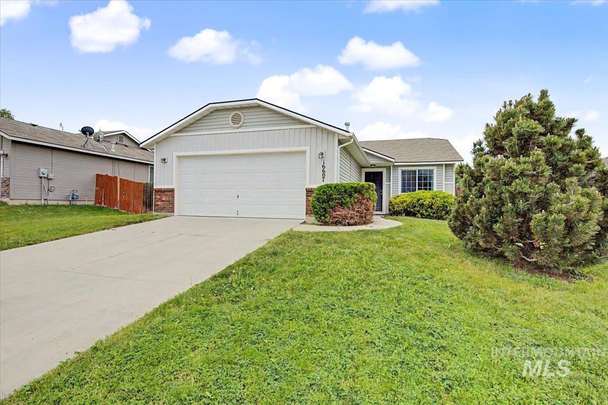 16607 Chino Ave, Caldwell, Idaho 83607, 3 Bedrooms, 2 Bathrooms, Residential For Sale, Price $340,000,MLS 98986459