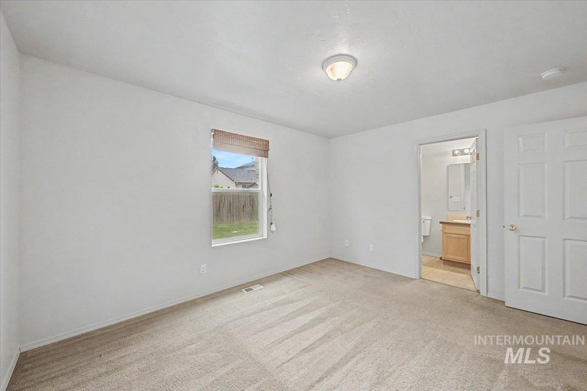 16607 Chino Ave, Caldwell, Idaho 83607, 3 Bedrooms, 2 Bathrooms, Residential For Sale, Price $340,000,MLS 98986459