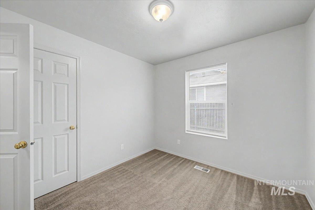 16607 Chino Ave, Caldwell, Idaho 83607, 3 Bedrooms, 2 Bathrooms, Residential For Sale, Price $340,000,MLS 98986459