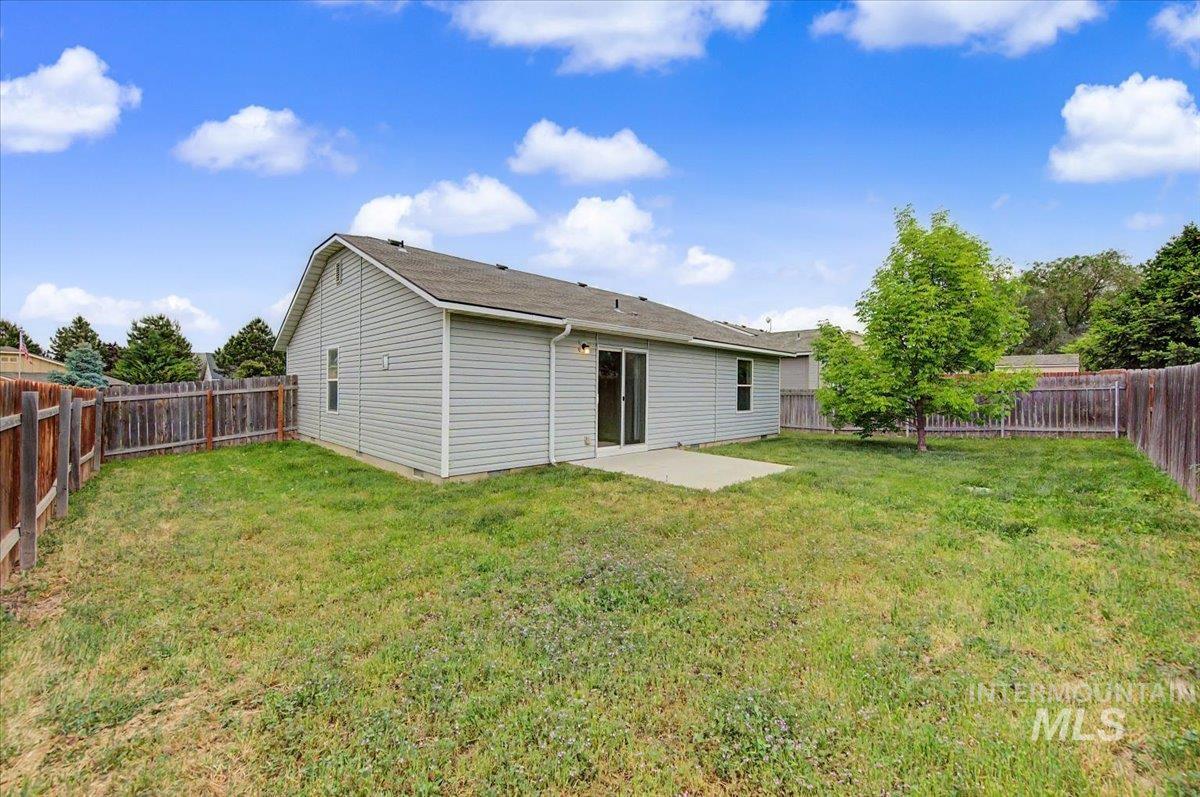 16607 Chino Ave, Caldwell, Idaho 83607, 3 Bedrooms, 2 Bathrooms, Residential For Sale, Price $340,000,MLS 98986459