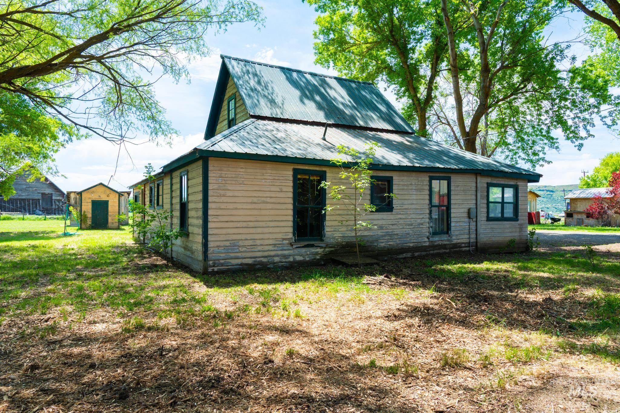 2909 Salubria Rd., Cambridge, Idaho 83610-0000, 3 Bedrooms, 1 Bathroom, Residential For Sale, Price $199,000, 98986463