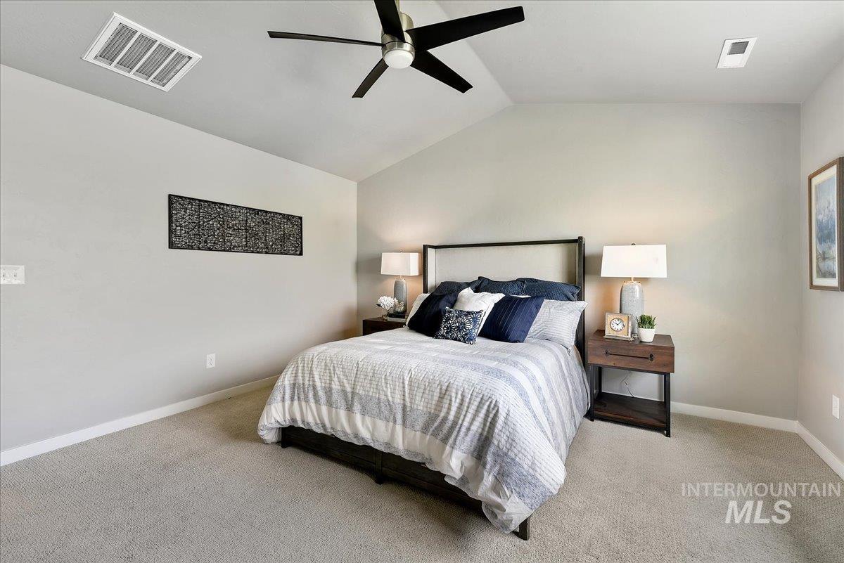 6915 W Grand Rapids Dr, Meridian, Idaho 83646, 4 Bedrooms, 2.5 Bathrooms, Residential For Sale, Price $489,990,MLS 98986467