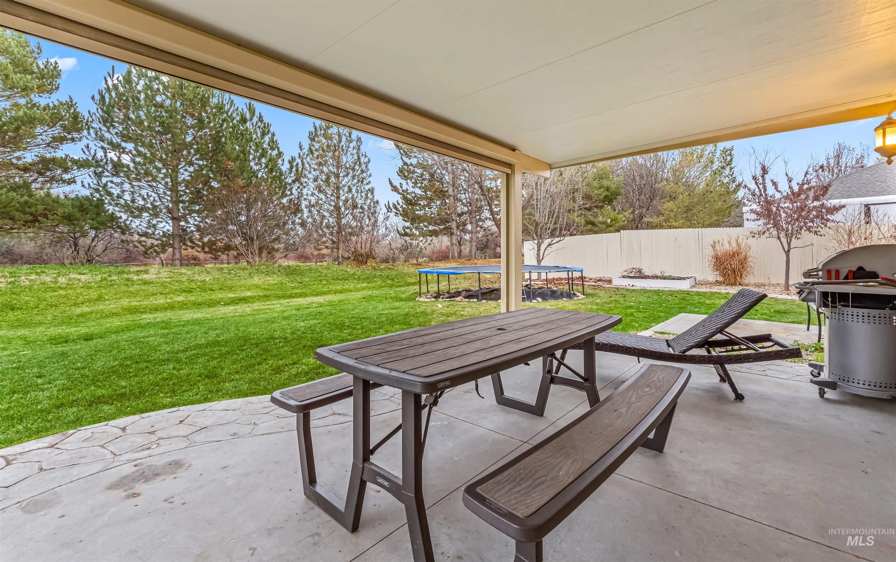 3308 S Montego Way, Nampa, Idaho 83686, 4 Bedrooms, 2.5 Bathrooms, Residential For Sale, Price $549,900,MLS 98986473