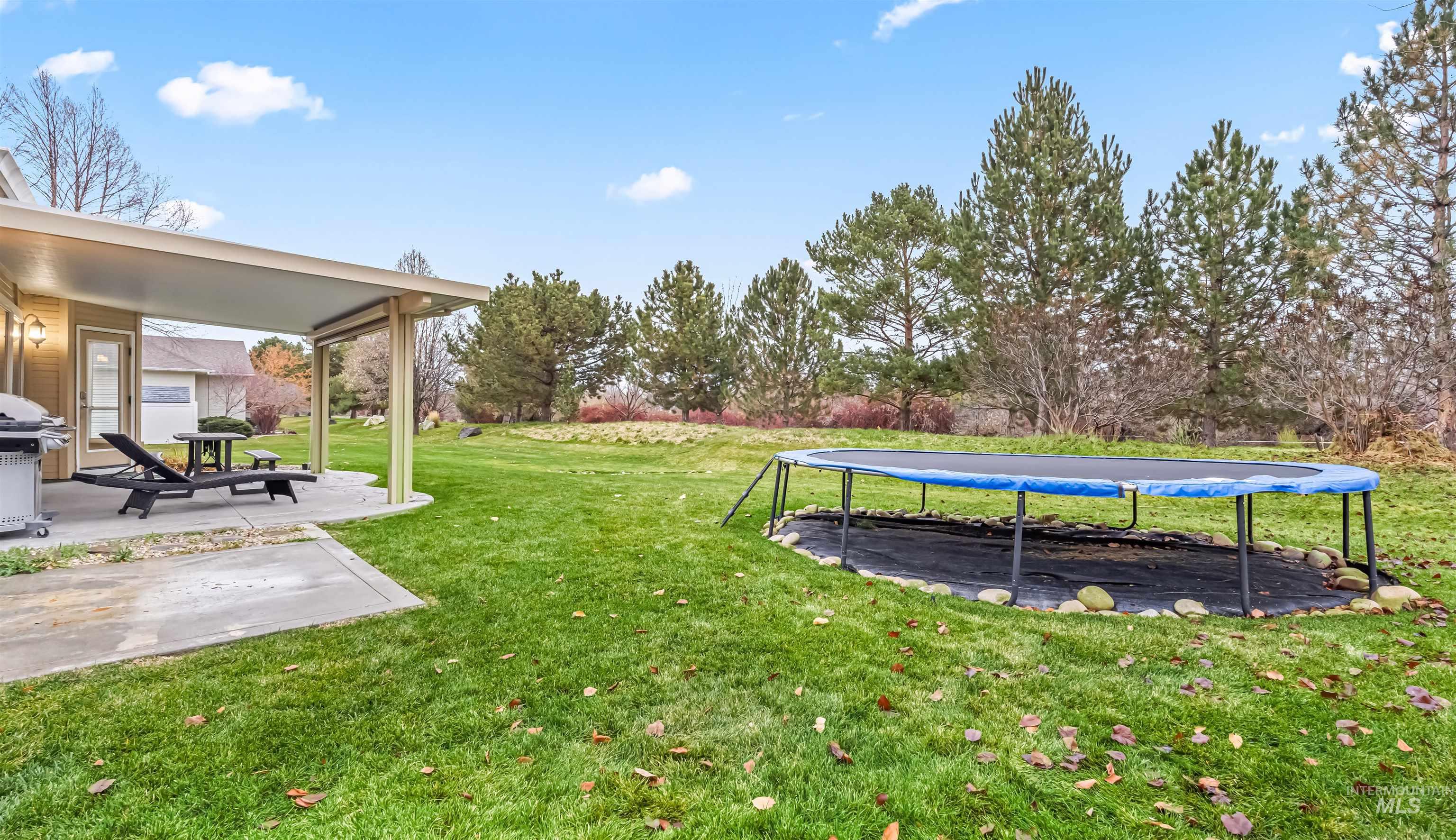 3308 S Montego Way, Nampa, Idaho 83686, 4 Bedrooms, 2.5 Bathrooms, Residential For Sale, Price $549,900,MLS 98986473