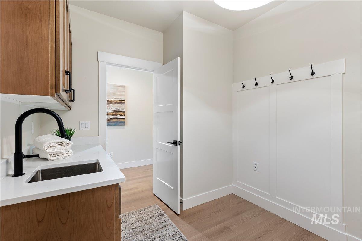 3304 N 39th, Boise, Idaho 83703, 3 Bedrooms, 2 Bathrooms, Residential For Sale, Price $825,000, 98986476