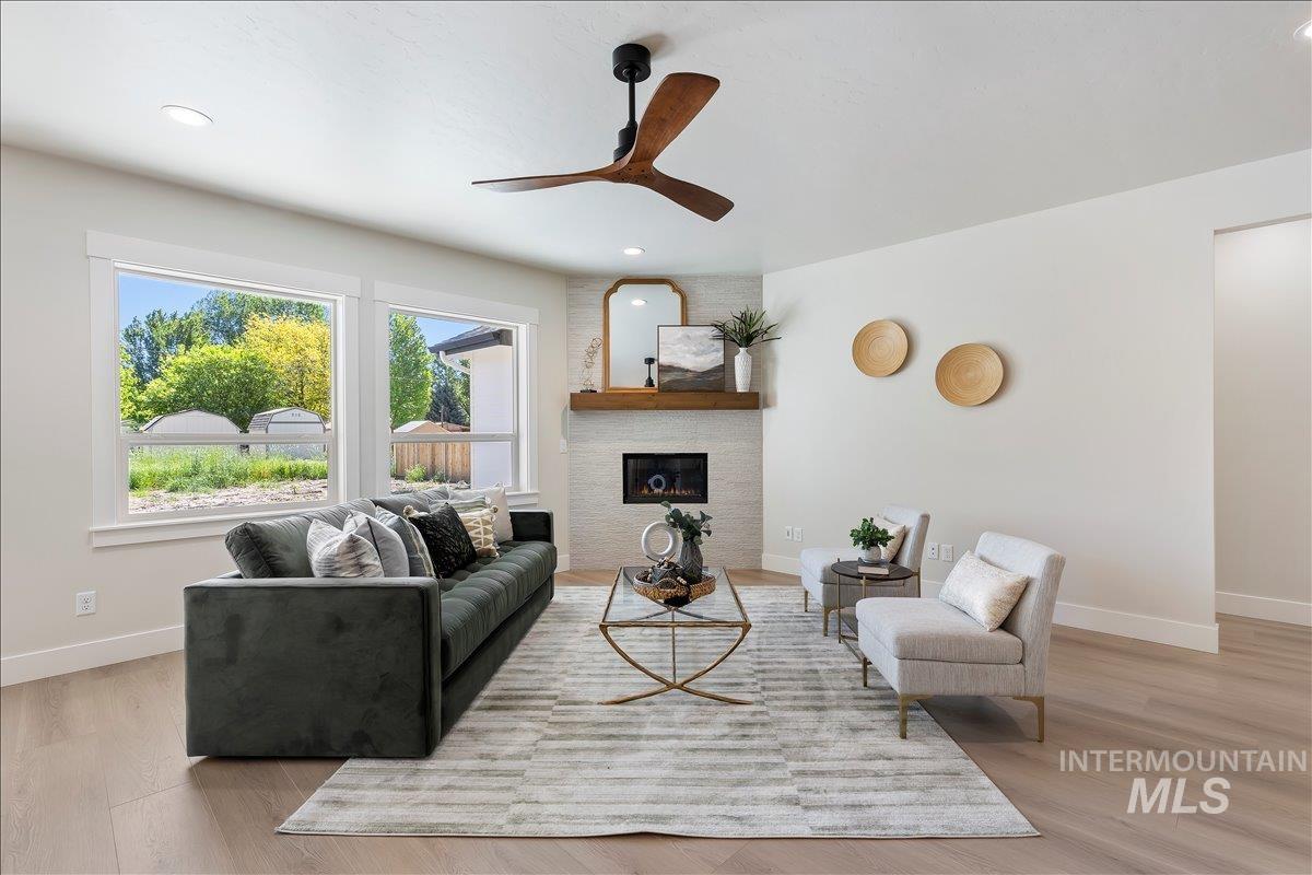 3304 N 39th, Boise, Idaho 83703, 3 Bedrooms, 2 Bathrooms, Residential For Sale, Price $825,000, 98986476
