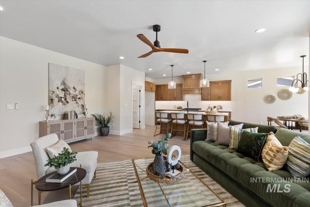 3304 N 39th, Boise, Idaho 83703, 3 Bedrooms, 2 Bathrooms, Residential For Sale, Price $825,000, 98986476