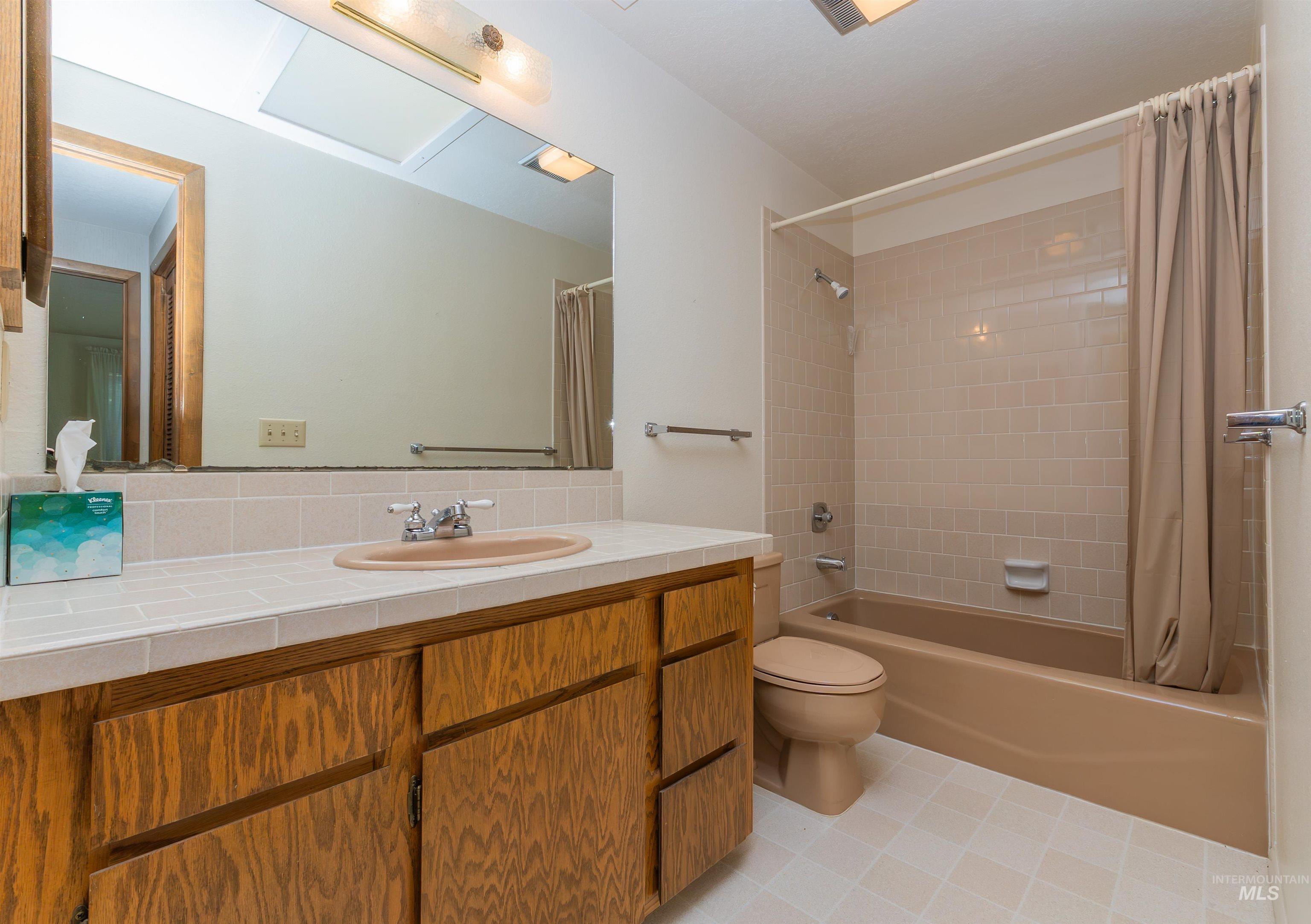 3364 W Catalina Ln, Boise, Idaho 83705, 2 Bedrooms, 2 Bathrooms, Residential For Sale, Price $525,000, 98986478