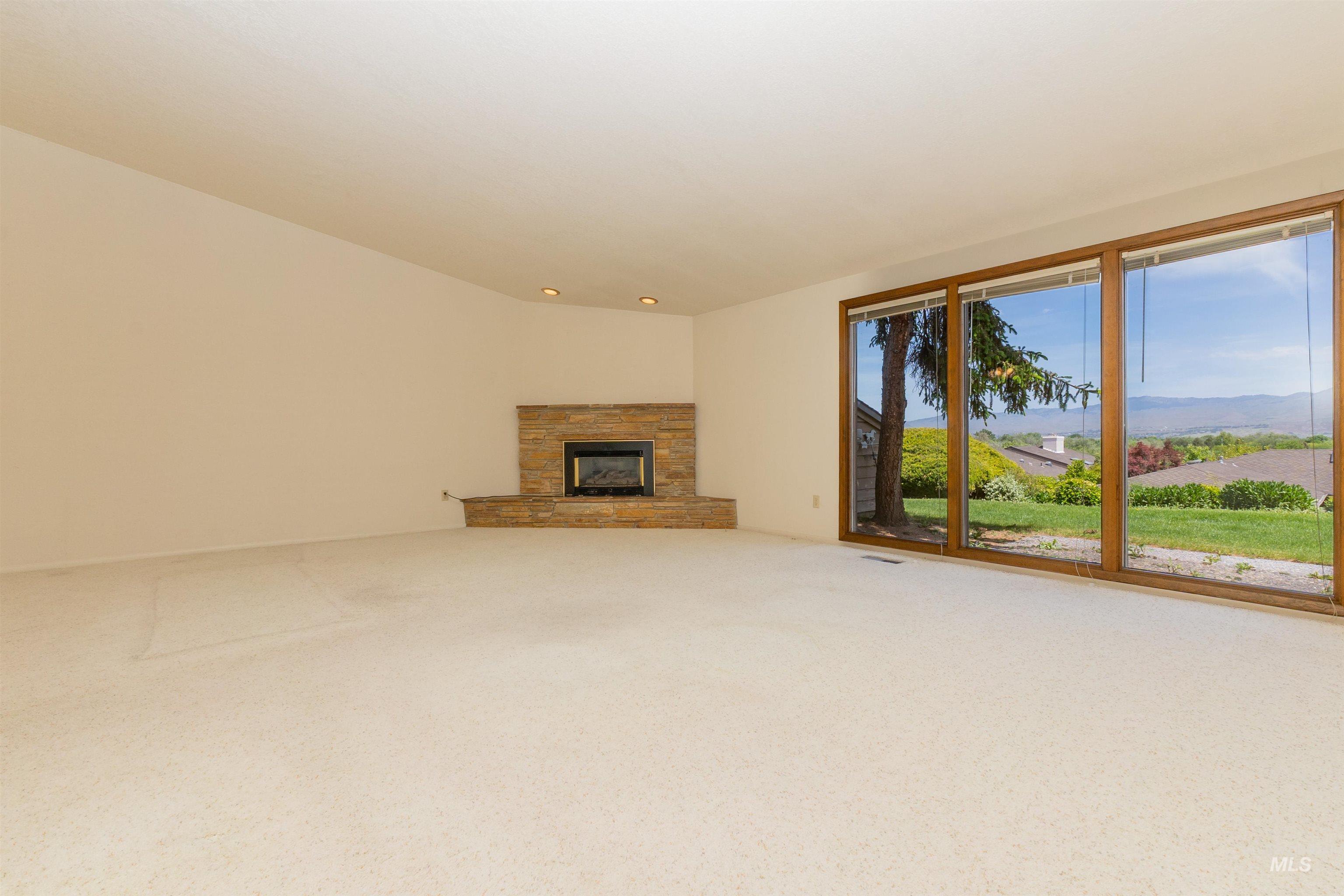 3364 W Catalina Ln, Boise, Idaho 83705, 2 Bedrooms, 2 Bathrooms, Residential For Sale, Price $525,000, 98986478