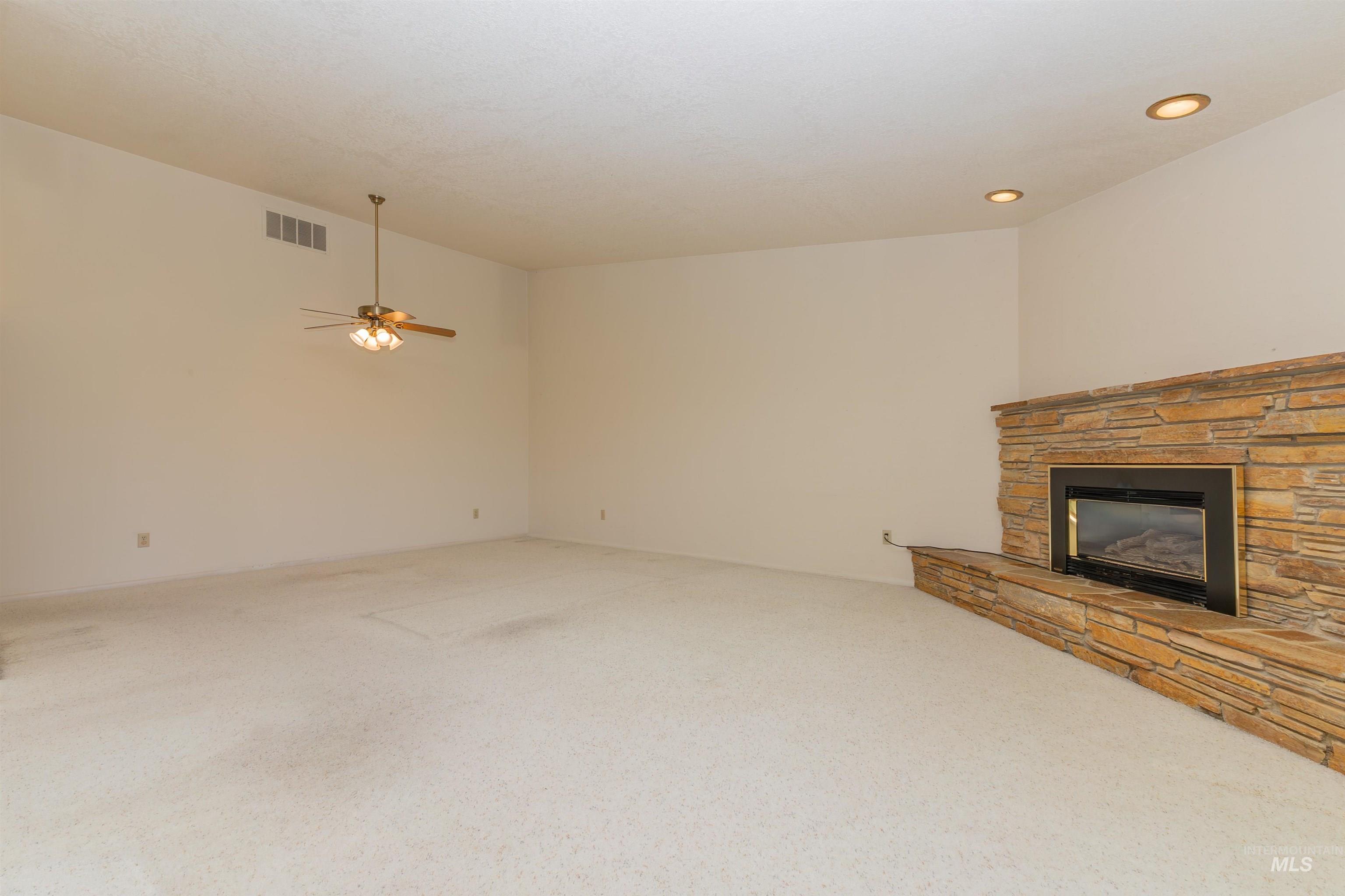 3364 W Catalina Ln, Boise, Idaho 83705, 2 Bedrooms, 2 Bathrooms, Residential For Sale, Price $525,000, 98986478