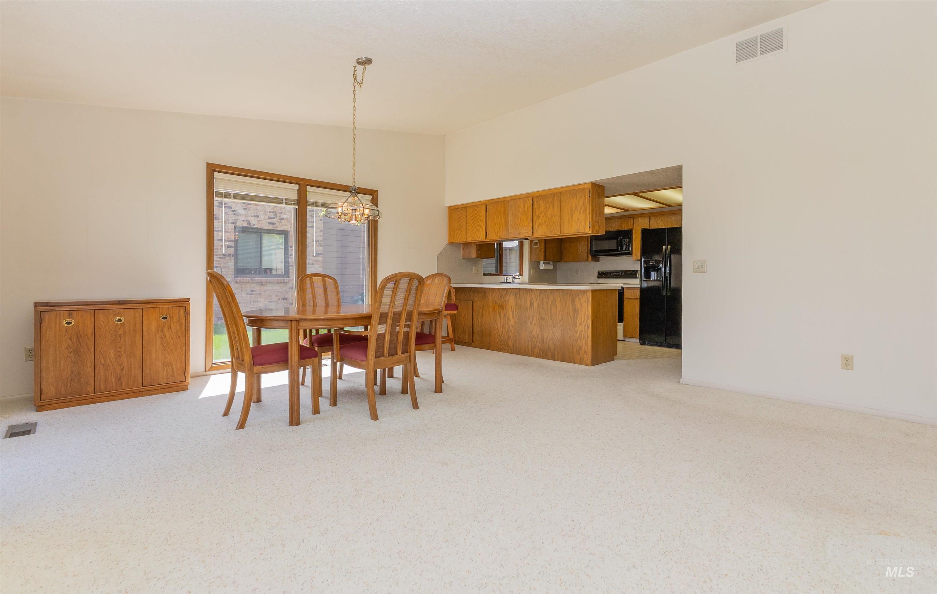 3364 W Catalina Ln, Boise, Idaho 83705, 2 Bedrooms, 2 Bathrooms, Residential For Sale, Price $525,000, 98986478