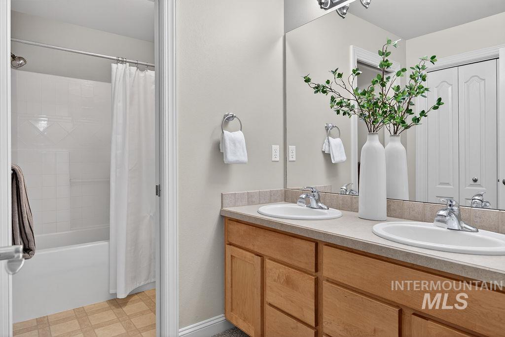 2757 S Goshen Way, Boise, Idaho 83709-8506, 4 Bedrooms, 2.5 Bathrooms, Residential For Sale, Price $897,000, 98986479