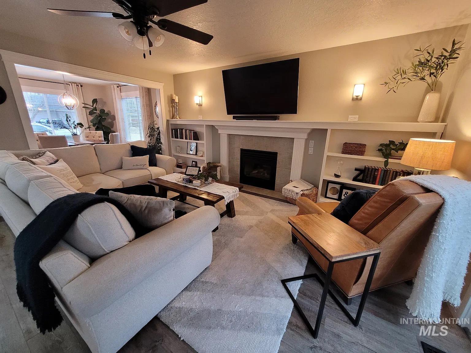 4355 N Borrego, Boise, Idaho 83713, 4 Bedrooms, 2.5 Bathrooms, Residential For Sale, Price $565,000, 98986481