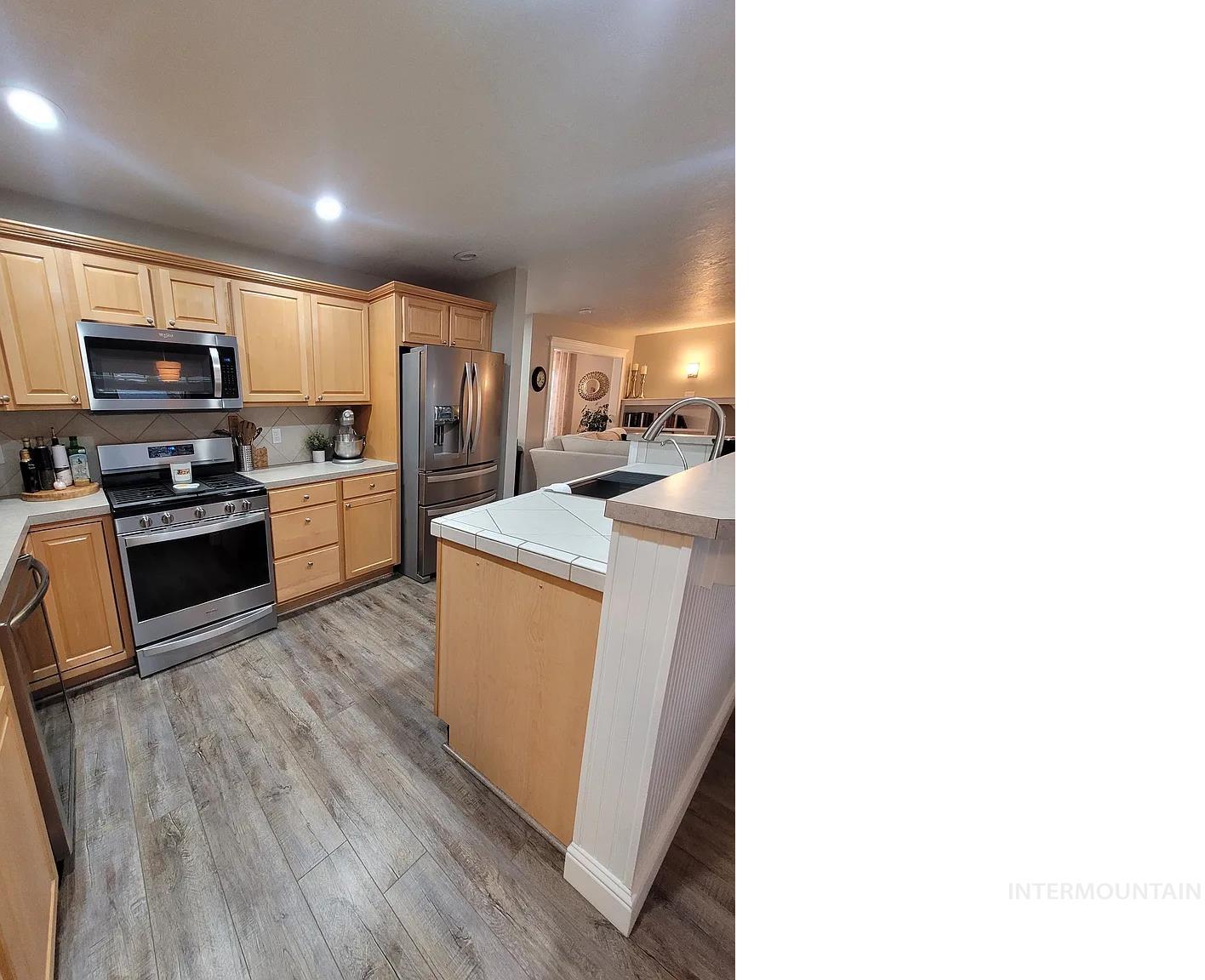 4355 N Borrego, Boise, Idaho 83713, 4 Bedrooms, 2.5 Bathrooms, Residential For Sale, Price $565,000, 98986481