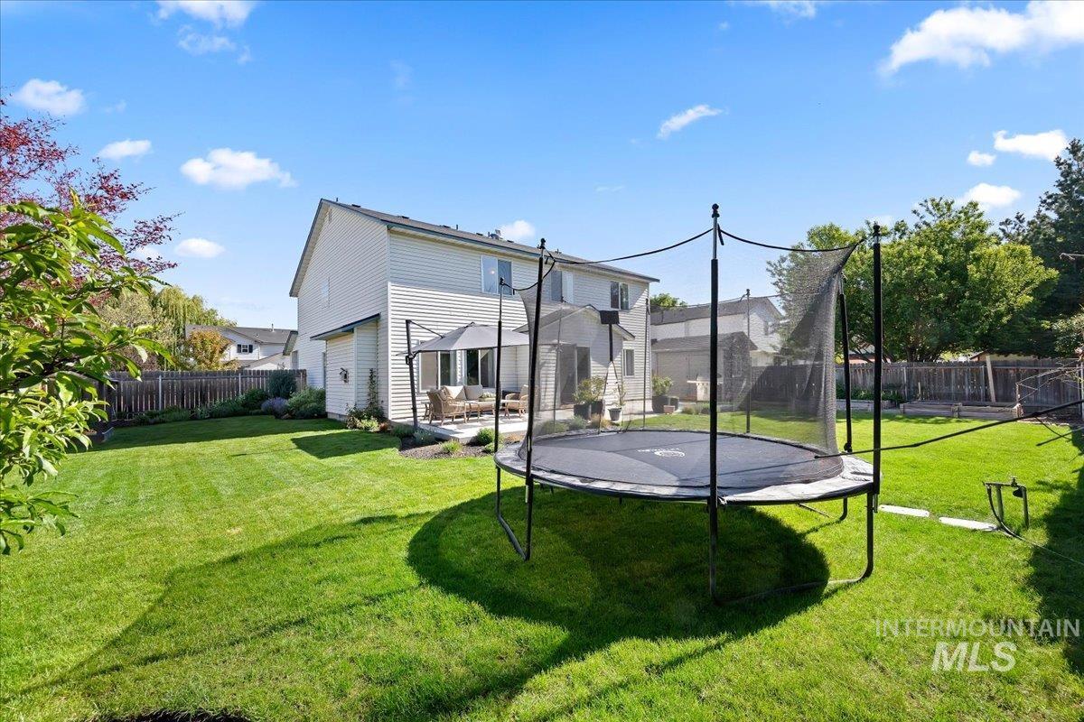 4687 W Blue Creek Ct, Meridian, Idaho 83642, 4 Bedrooms, 2.5 Bathrooms, Residential For Sale, Price $569,900,MLS 98986483