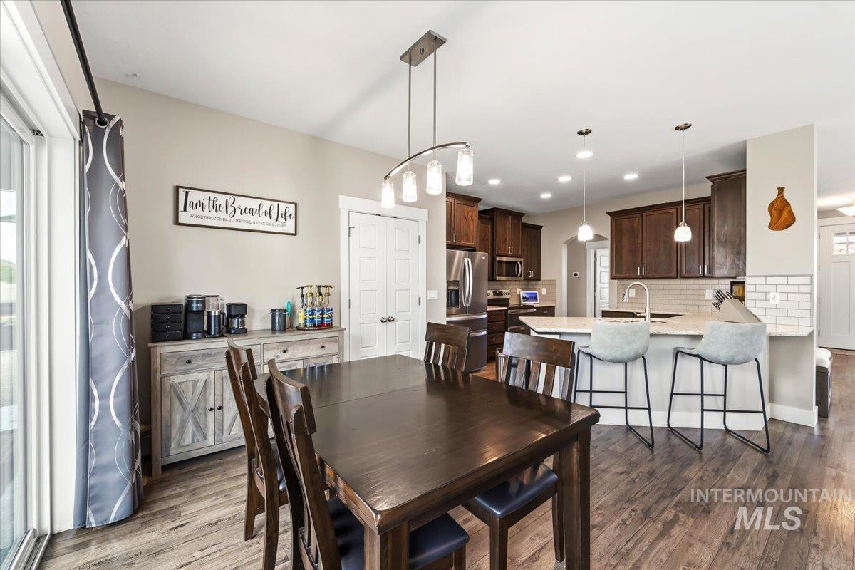 1428 W Elias Dr, Meridian, Idaho 83642, 3 Bedrooms, 2 Bathrooms, Residential For Sale, Price $550,000, 98986485