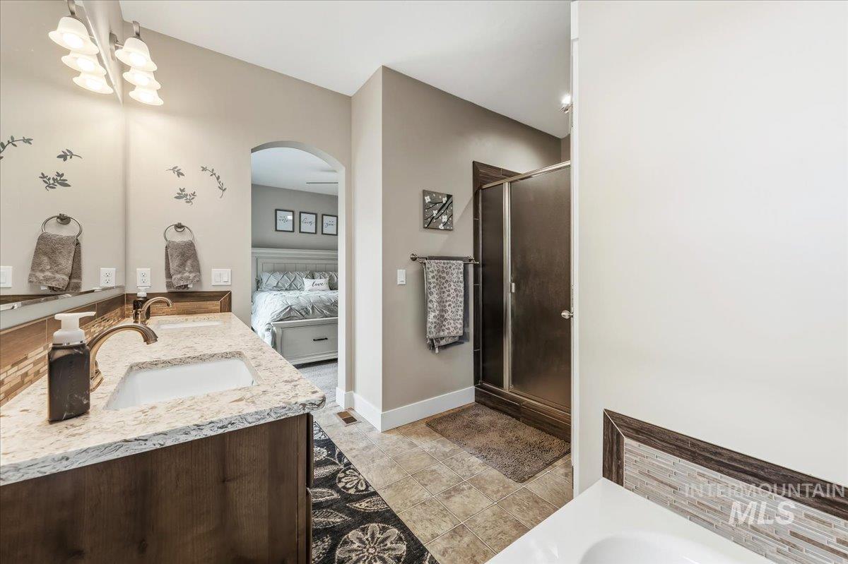1428 W Elias Dr, Meridian, Idaho 83642, 3 Bedrooms, 2 Bathrooms, Residential For Sale, Price $550,000, 98986485