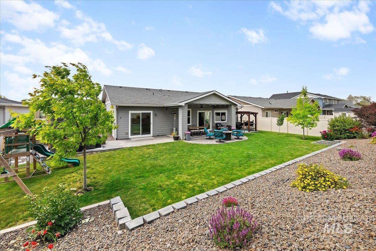 1428 W Elias Dr, Meridian, Idaho 83642, 3 Bedrooms, 2 Bathrooms, Residential For Sale, Price $550,000, 98986485