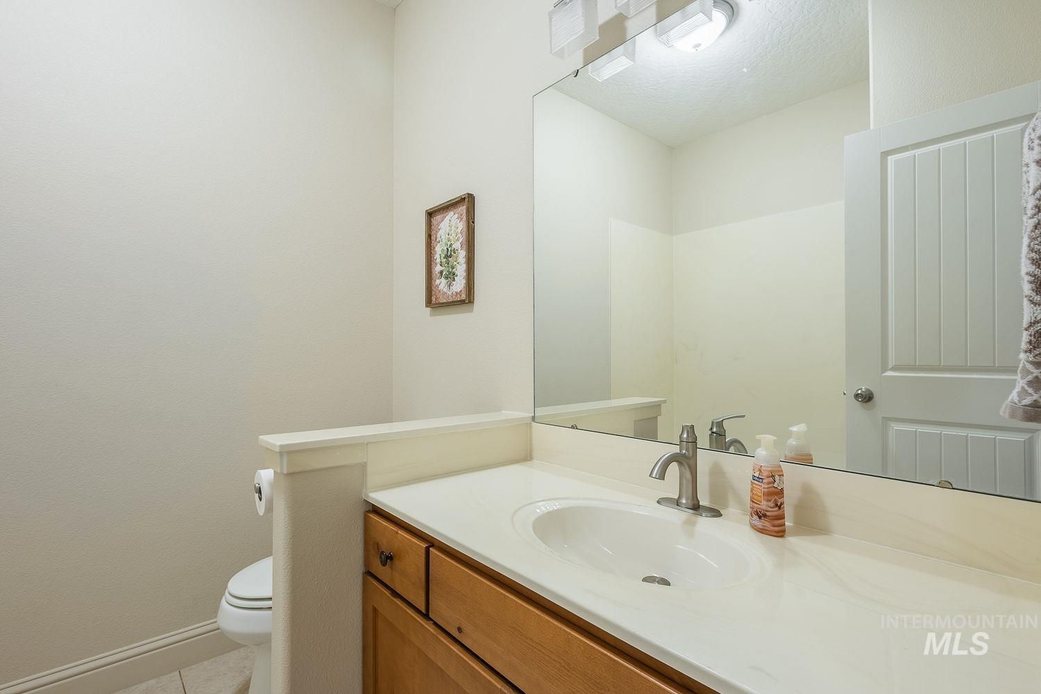 345 N Magnolia Pl., Middleton, Idaho 83644, 3 Bedrooms, 2.5 Bathrooms, Residential For Sale, Price $439,900,MLS 98986486