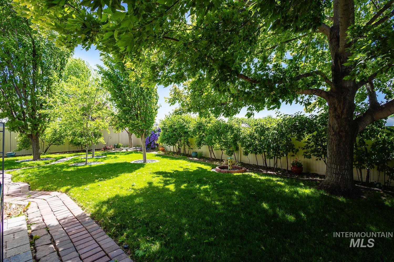 345 N Magnolia Pl., Middleton, Idaho 83644, 3 Bedrooms, 2.5 Bathrooms, Residential For Sale, Price $439,900,MLS 98986486