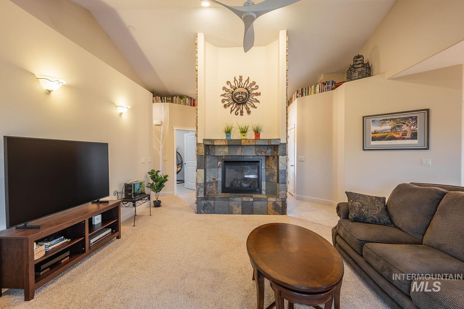 345 N Magnolia Pl., Middleton, Idaho 83644, 3 Bedrooms, 2.5 Bathrooms, Residential For Sale, Price $439,900,MLS 98986486