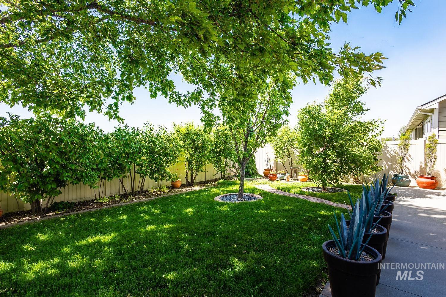 345 N Magnolia Pl., Middleton, Idaho 83644, 3 Bedrooms, 2.5 Bathrooms, Residential For Sale, Price $439,900,MLS 98986486