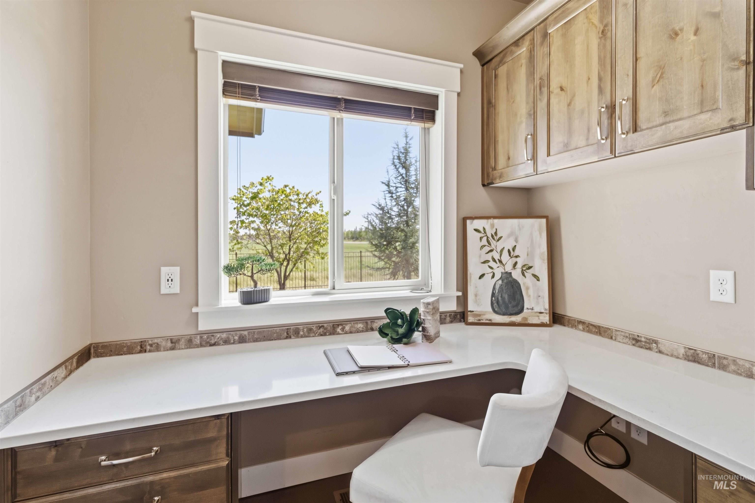 4719 W Braveheart St., Eagle, Idaho 83616, 3 Bedrooms, 2.5 Bathrooms, Residential For Sale, Price $799,900, 98986488