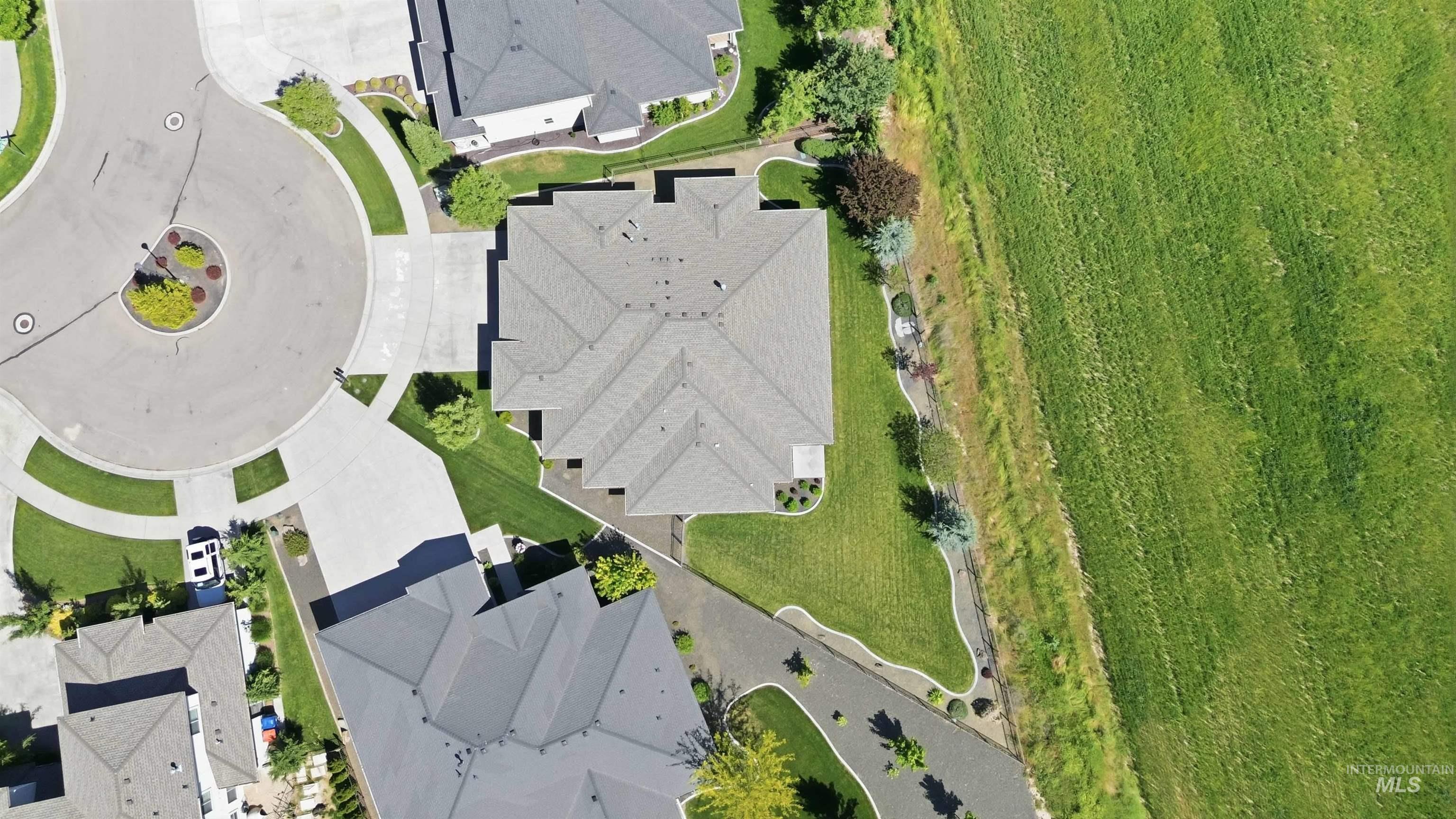 4719 W Braveheart St., Eagle, Idaho 83616, 3 Bedrooms, 2.5 Bathrooms, Residential For Sale, Price $799,900, 98986488