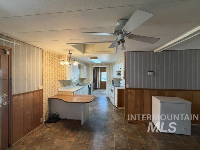 19 S Rose Cir, Meridian, Idaho 83642, 2 Bedrooms, 2 Bathrooms, Residential For Sale, Price $230,000,MLS 98986492