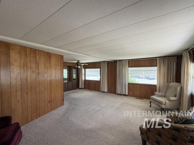 19 S Rose Cir, Meridian, Idaho 83642, 2 Bedrooms, 2 Bathrooms, Residential For Sale, Price $230,000,MLS 98986492