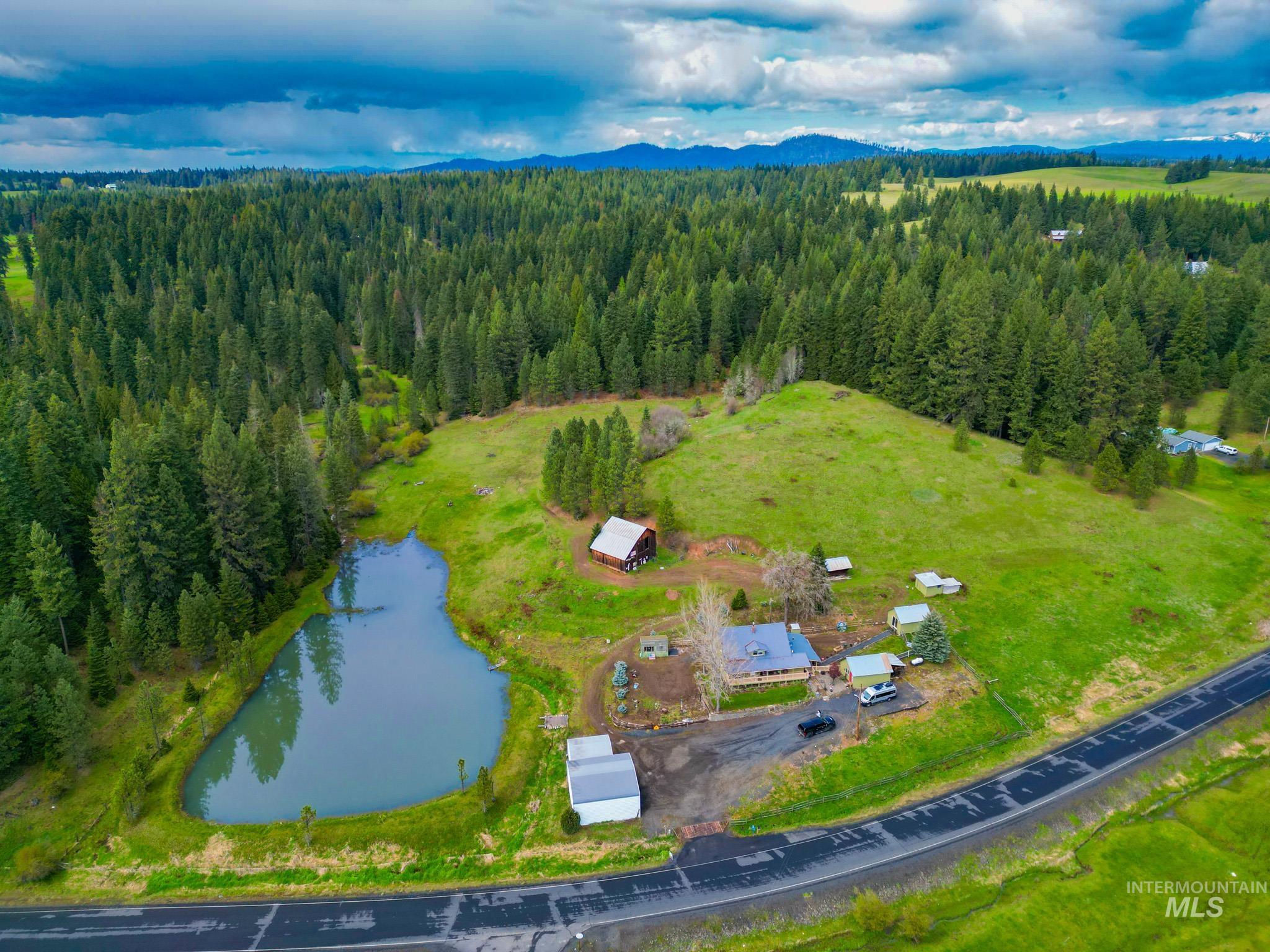 1995 Glenwood Road, Kamiah, Idaho 83536, 3 Bedrooms, 3 Bathrooms, Residential For Sale, Price $515,000, 98986493